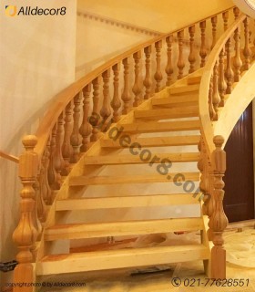 پله چوبی گرد